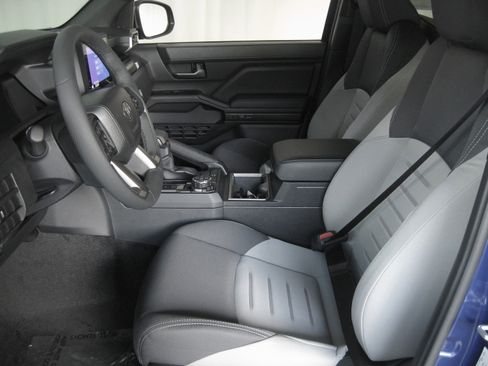 New 2025 Toyota Tacoma TRD Off-Road image 19