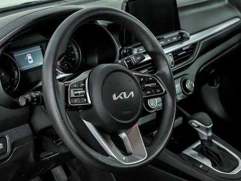 Used 2024 Kia Forte LXS image 23