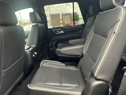 Used 2024 GMC Yukon SLT image 24