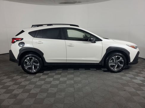 Used 2025 Subaru Crosstrek 2.0i Premium w/ Crosstrek Mirror Package image 3