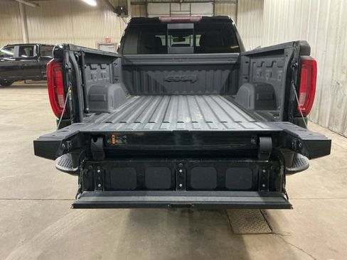 Used 2019 GMC Sierra 1500 AT4 w/ AT4 Premium Package image 8