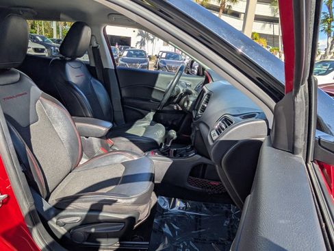 Used 2019 Jeep Compass Trailhawk image 18