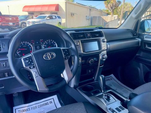 Used 2018 Toyota 4Runner SR5 image 14