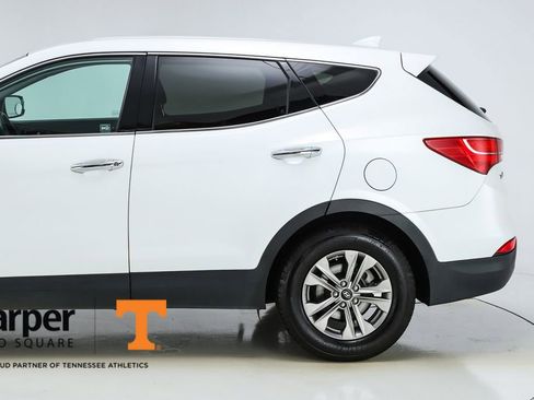 Used 2016 Hyundai Santa Fe Sport FWD image 4