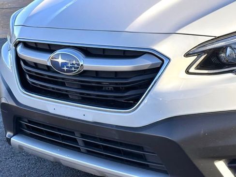Used 2022 Subaru Outback Limited image 6