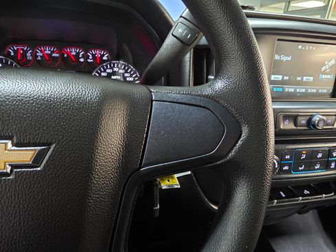 Used 2019 Chevrolet Silverado 1500 Custom w/ Custom Convenience Package image 27