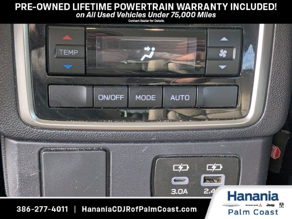 Used 2025 Subaru Ascent Premium AWD/4WD image 14