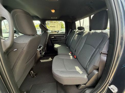 New 2026 RAM 2500 Big Horn AWD/4WD image 13
