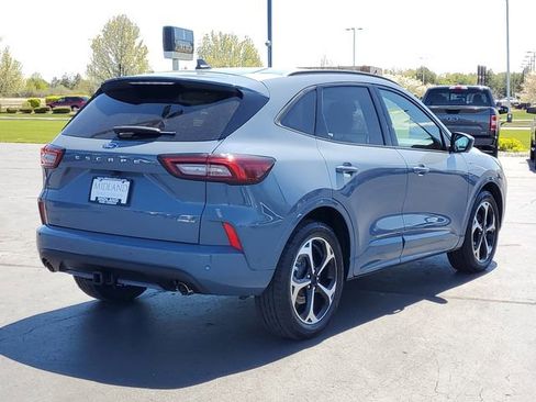 Certified 2023 Ford Escape ST-Line Elite w/ Premium Technology Package AWD/4WD image 3