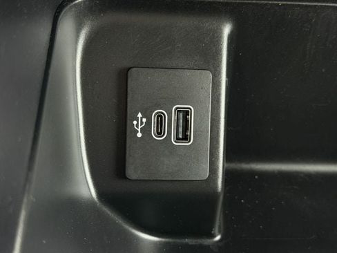 Used 2025 Ford F150 STX RWD image 19