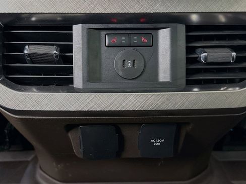 Used 2023 Ford F350 King Ranch image 27