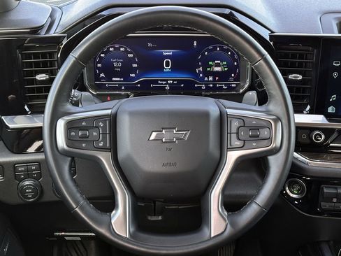 Used 2024 Chevrolet Silverado 1500 LT Trail Boss w/ LT Trail Boss Premium Package image 12