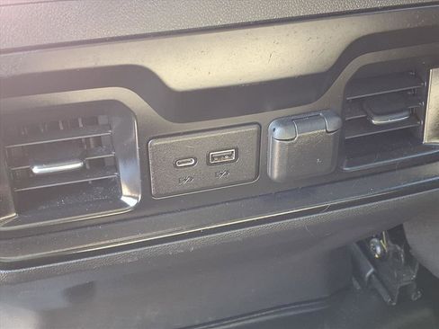 Used 2020 Chevrolet Silverado 1500 RST w/ Texas Edition image 13