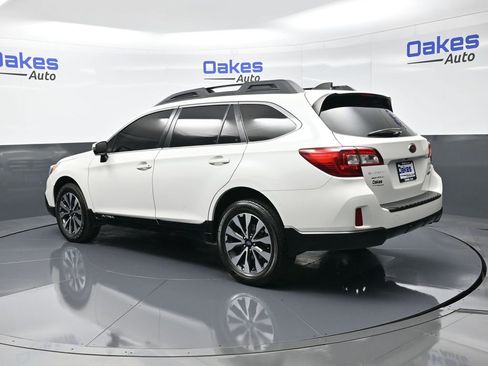 Used 2017 Subaru Outback 3.6R Limited image 6