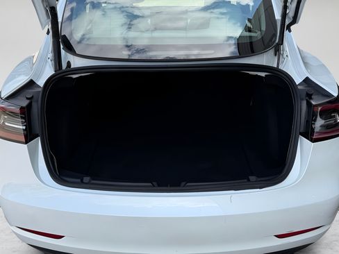 Used 2023 Tesla Model 3 Standard Range RWD image 31