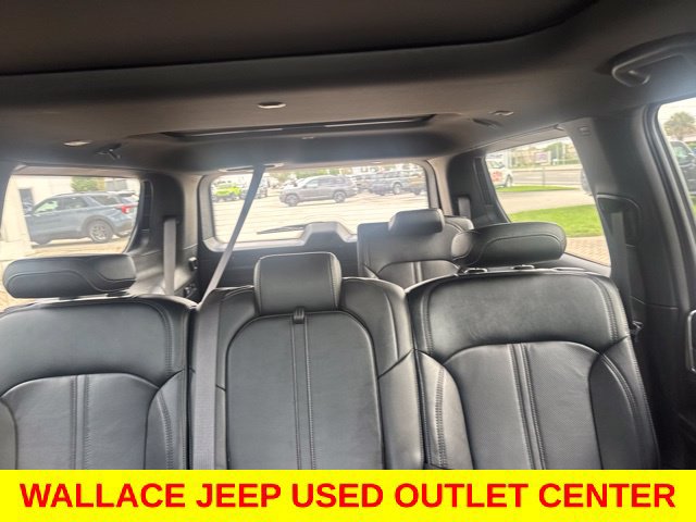 Used 2023 Jeep Wagoneer Series III w/ Premium Group I RWD image 8