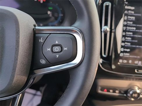Used 2023 Volvo XC40 Recharge Ultimate w/ Protection Package Premier image 24