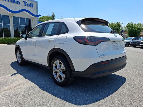 Used 2025 Honda HR-V LX image 4