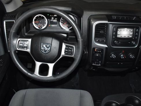 Used 2022 RAM 1500 Classic SLT image 16