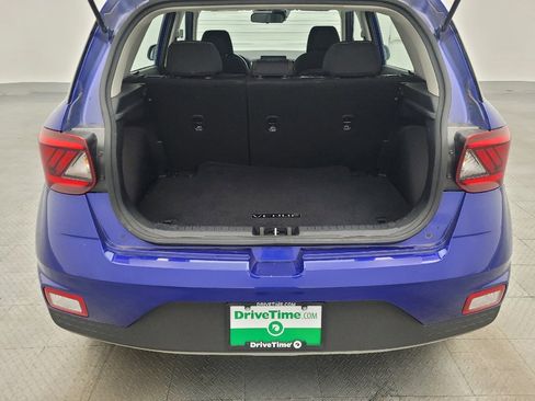 Used 2024 Hyundai Venue SEL image 29