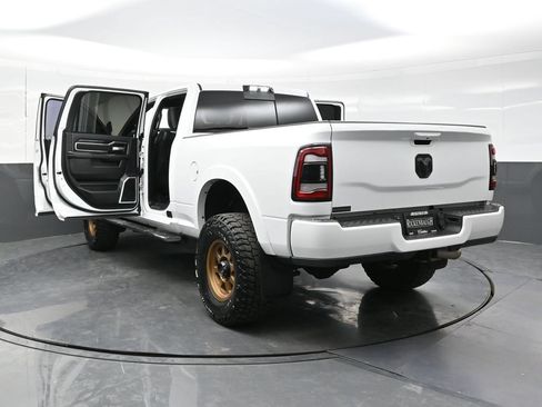 Used 2021 RAM 2500 Laramie w/ Night Edition AWD/4WD image 40