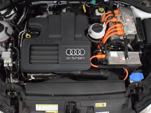 Used 2017 Audi A3 e-tron Premium FWD image 45