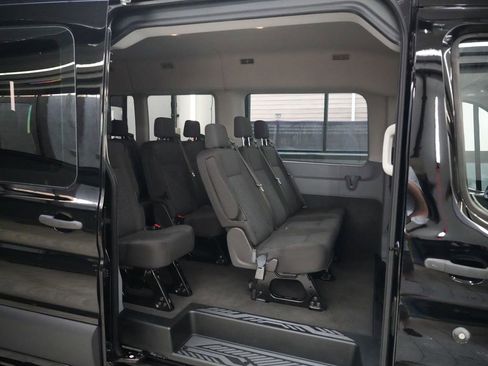 Used 2018 Ford Transit 350 XLT RWD image 28