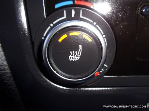 Used 2014 Volkswagen Jetta TDI image 11