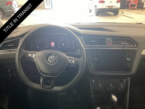 Used 2020 Volkswagen Tiguan SEL AWD/4WD image 6