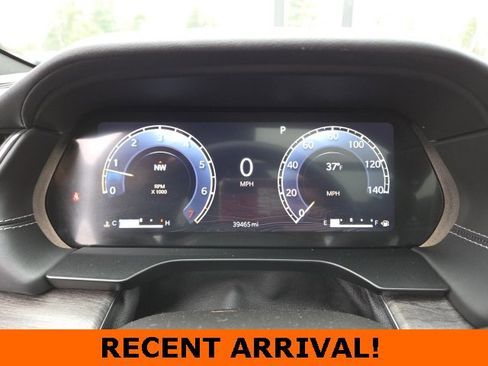 Used 2023 Jeep Grand Cherokee Overland w/ Luxury Tech Group IV image 25