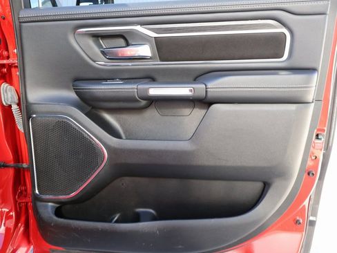 Used 2024 RAM 1500 Laramie image 11