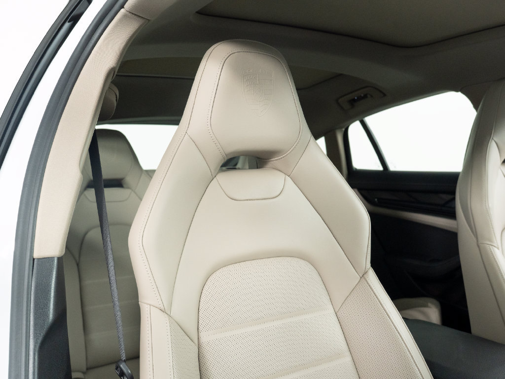 Certified 2026 Porsche Panamera 4 AWD/4WD image 39