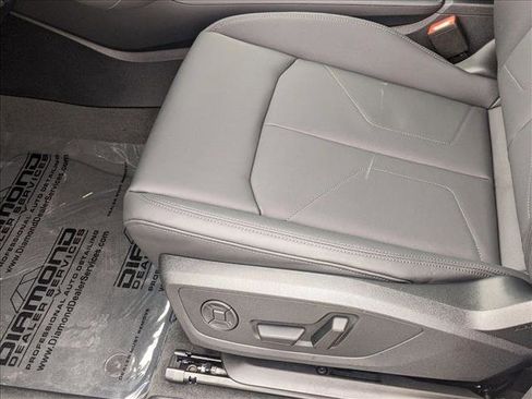 New 2025 Audi Q3 2.0T Premium image 4