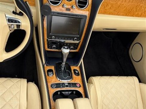 Used 2017 Bentley Continental GT image 34