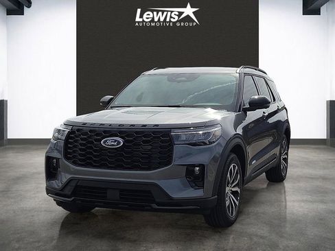 New 2026 Ford Explorer ST-Line image 1