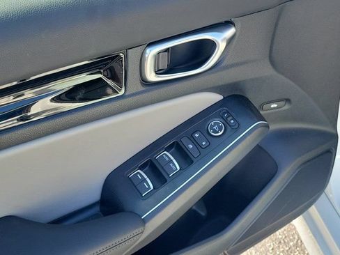 Certified 2025 Honda Civic Sport Touring image 15