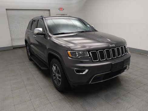 Used 2017 Jeep Grand Cherokee Limited image 13