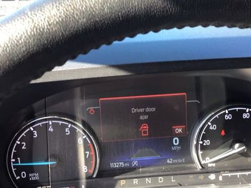 Used 2022 Ford Maverick Lariat w/ Lariat Luxury Package image 12