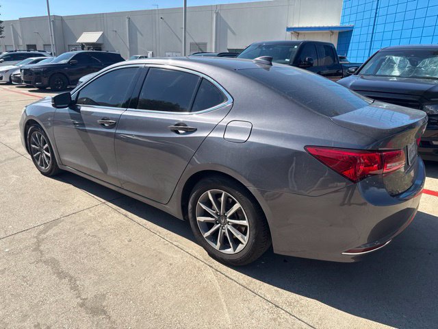 Used 2018 Acura TLX FWD image 3