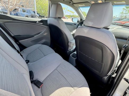 Used 2017 Hyundai Accent SE FWD image 13