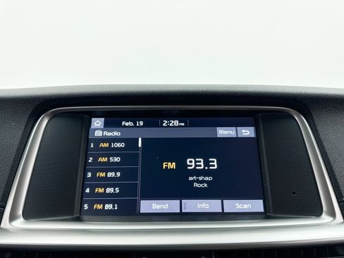 Used 2020 Kia Optima LX image 20