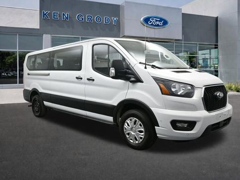 Used 2023 Ford Transit 350 XLT image 1