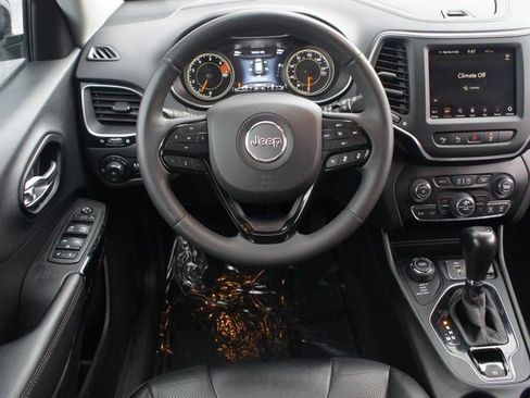 Used 2023 Jeep Cherokee Altitude Lux image 5