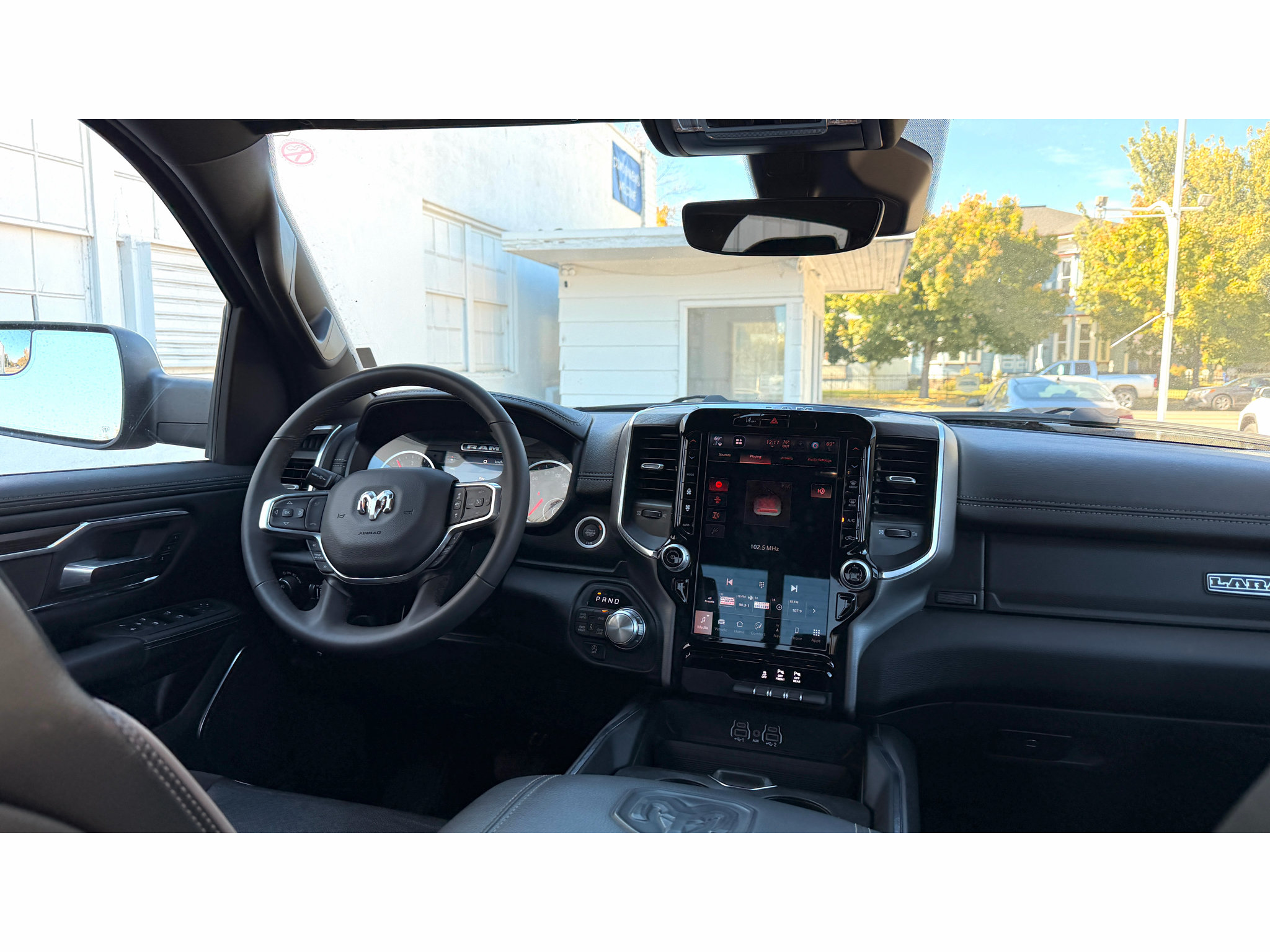 Used 2026 RAM 1500 Laramie AWD/4WD image 13