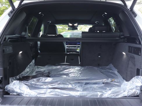 New 2026 BMW X5 sDrive40i w/ Premium Package image 17