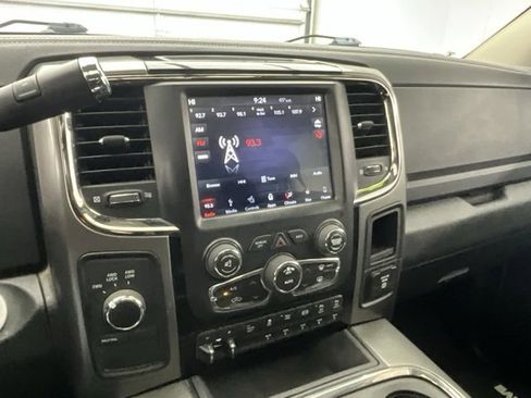 Used 2018 RAM 2500 Laramie w/ Sport Appearance Group image 10