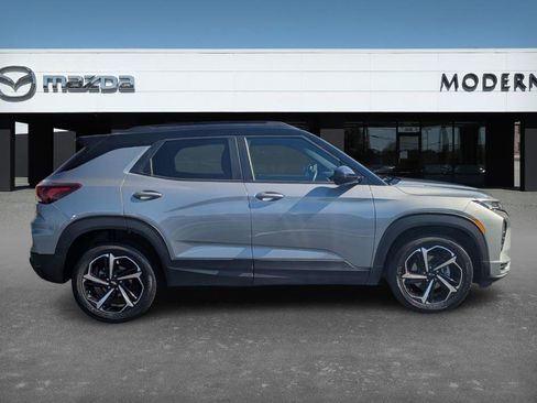 Used 2023 Chevrolet TrailBlazer RS image 4