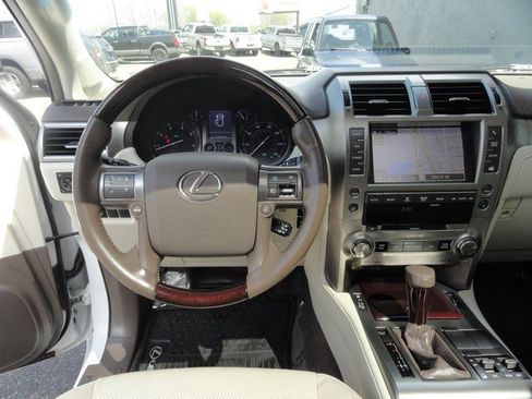 Used 2019 Lexus GX 460 Premium AWD/4WD image 19