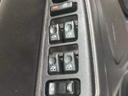 Used 2006 Chevrolet Silverado 1500 LT AWD/4WD image 20