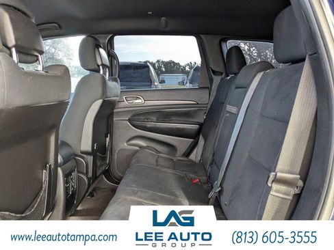 Used 2017 Jeep Grand Cherokee Laredo w/ Quick Order Package 2BE image 13